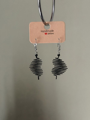 Heart Rate Earrings new, black