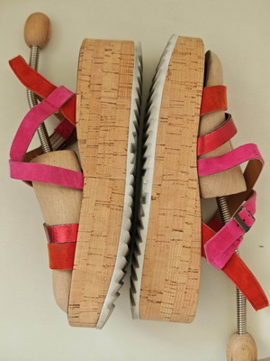 Paul Green Relax Weite platform sandals with pink suede straps