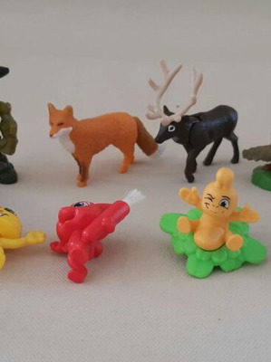 Kinder Surprise συλλογή από 13 μινιατούρες και φιγούρες