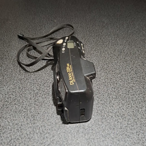 Fuji DL-1000 Zoom Date 35mm analog camera used