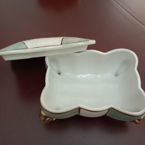 Vintage fondant dish used, 1960s, with lid and feet