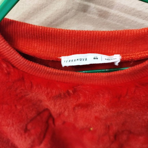 Terranova red sweatshirt like new, size 128-134 cm (8-9 years)