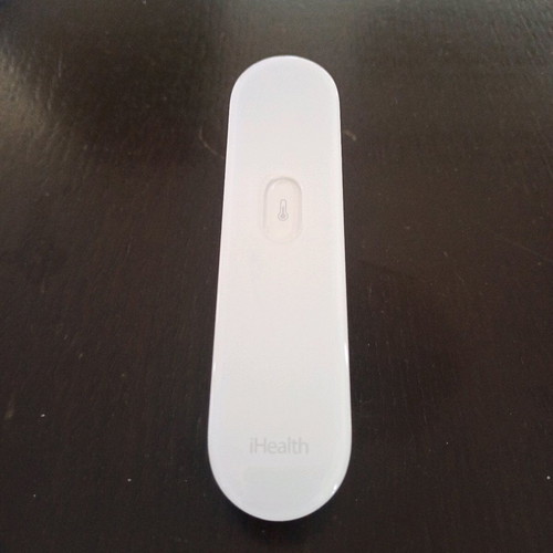 iHealth PT3 digital thermometer used, suitable for babies