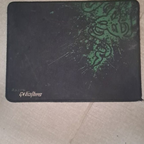 Mouse pad used, Razer style