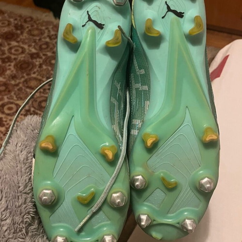 Puma Ultra Ultimate football shoes like new, blue turquoise
