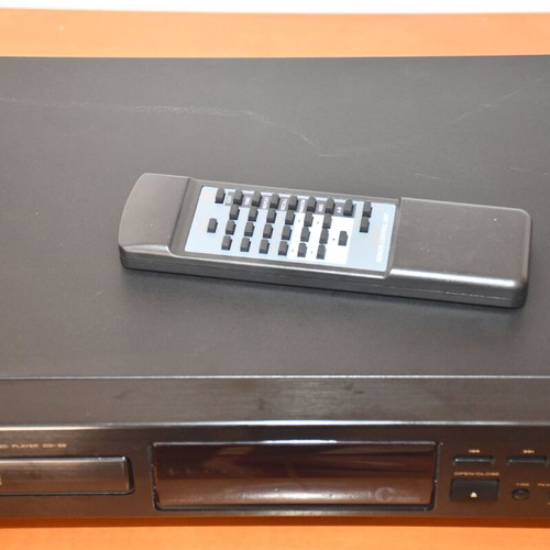 Marantz CD 38 CD player used with new belt and laser