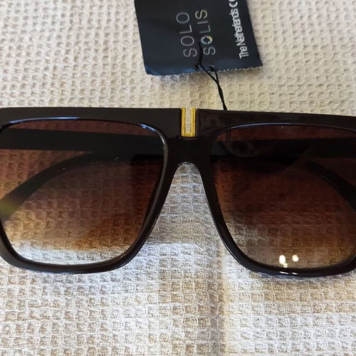 Solo-Solis NDL5503 sunglasses brown with gold metal details