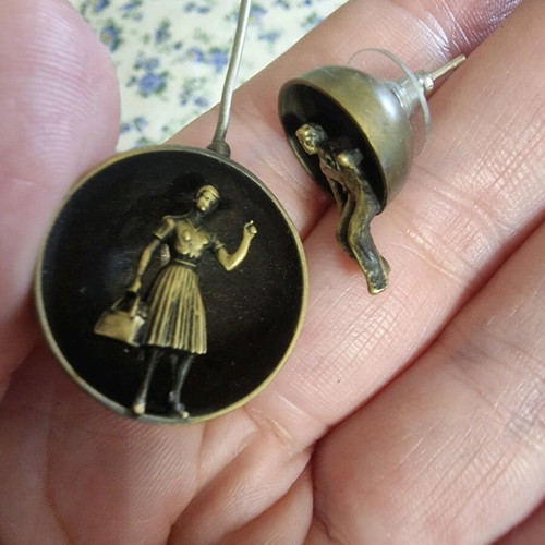 Unique earrings like new
