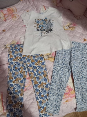 Mayoral set with t-shirt and 2 leggings for 3 years old, used