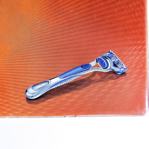 Gillette Fusion Mach 5 Anniversary Edition razor new with replacement blade