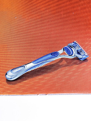 Gillette Fusion Mach 5 Anniversary Edition razor new with replacement blade