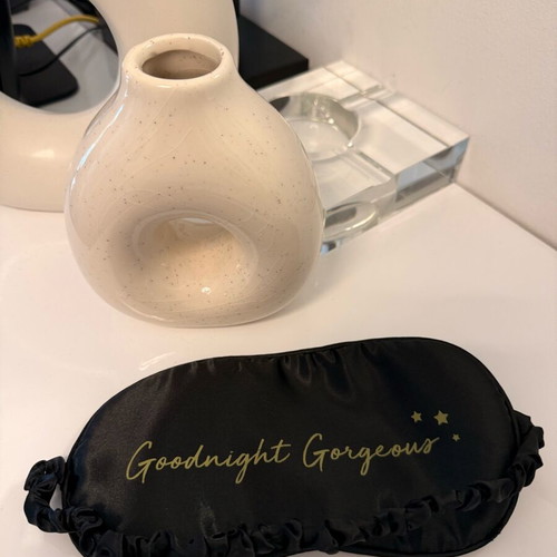 Sleep mask in black shade and excellent condition