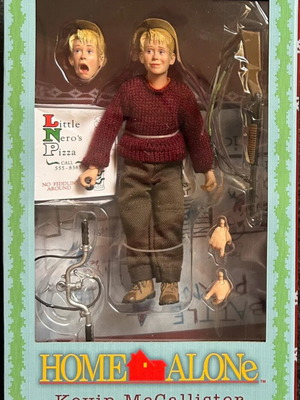 Φιγούρα Home Alone Kevin McCallister καινούργια, 20 εκ., με αξεσουάρ