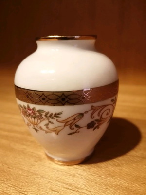 Limoges France miniature vase with 24 karat gold