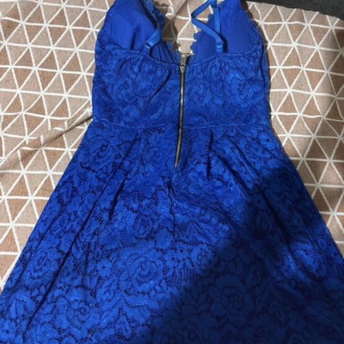 Blue dress like new, ideal for special occasions