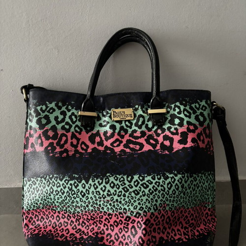 Boutique and Axel women's handbags used
