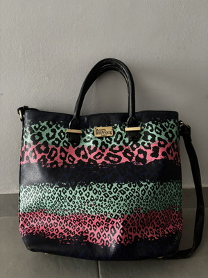Boutique and Axel women's handbags used