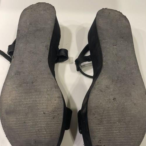 Platform sandals size 38 used, need repair