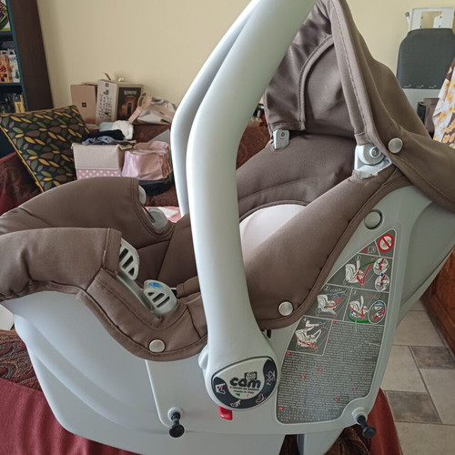 Baby car seat and port bebe CAM like new, 0-13 kg, made in Italy