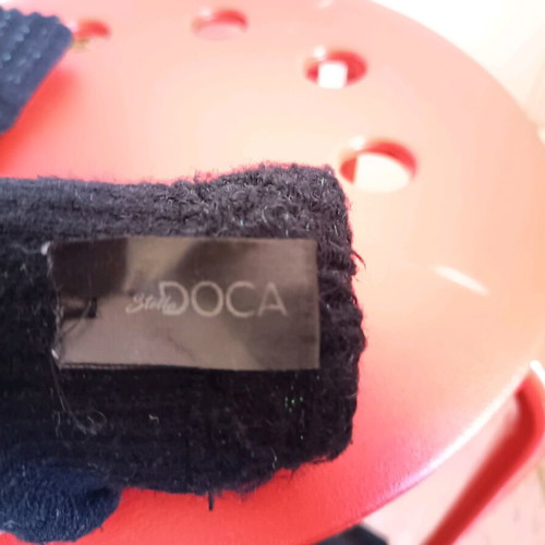 Doca gloves like new, black and grey