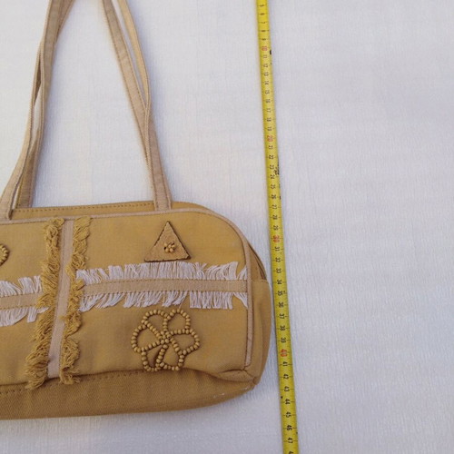 Boho shoulder bag beige like new with fringes