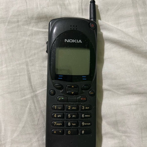 Nokia 2110 like new, phone for battery