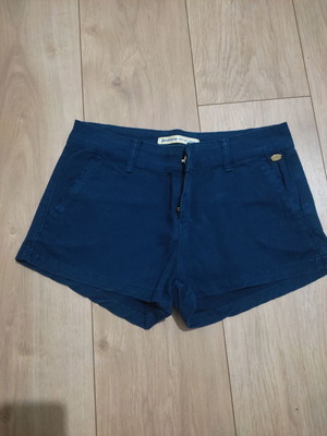 Stradivarius blue cotton shorts size 34 like new