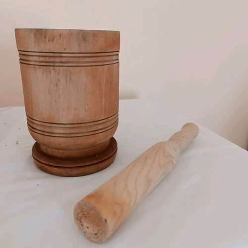 Wooden mortar used