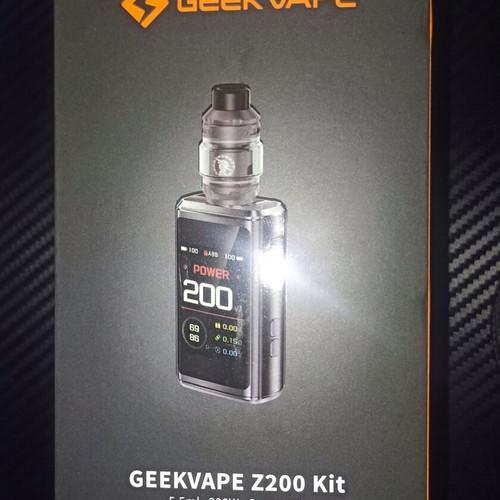 Geekvape Z200 Kit like new