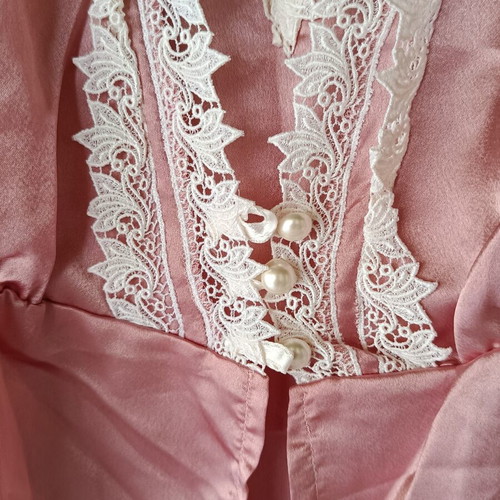 Vintage pink satin nightgown with robe set like new, size S/M