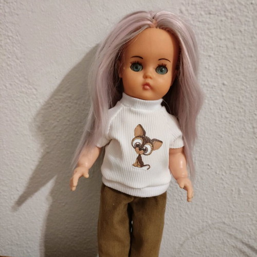 Bella doll used, very good condition