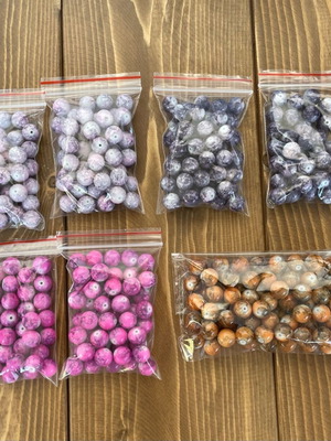 Bead pack like new, 7 bags, 1cm size