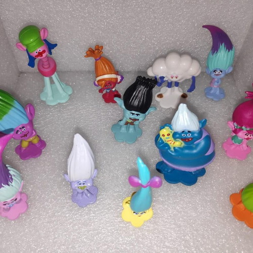 Trolls DreamWorks collectible figures set of 12 like new
