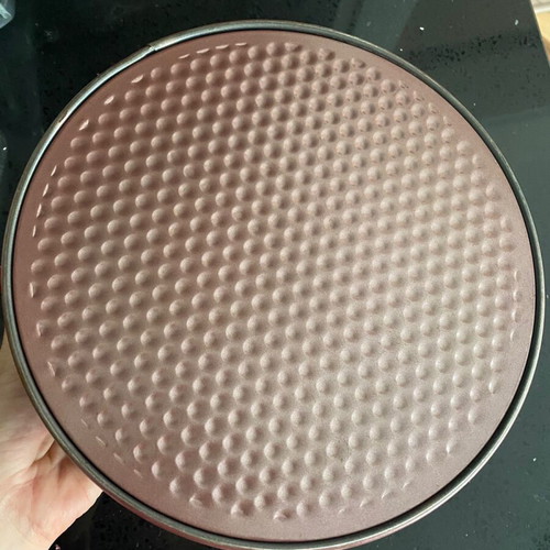 Baking pan with removable bottom used