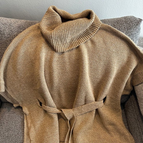 Pack of blouses and cardigans in excellent condition, sizes small-medium