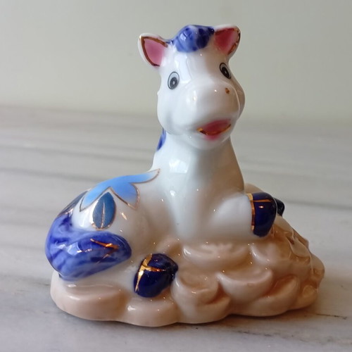 Porcelain figurine USSR 6/6.5 cm like new