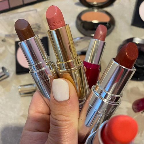 Makeup and cosmetics set like new