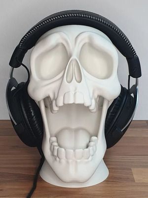Epic Skull Controller and Headset Stand new