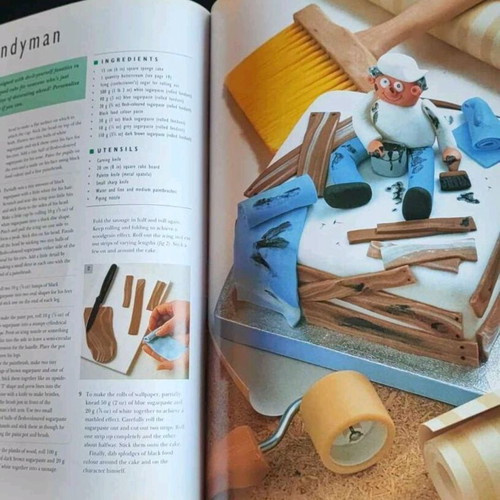 Carol Deacon's Party Cakes book like new with 45 cake designs