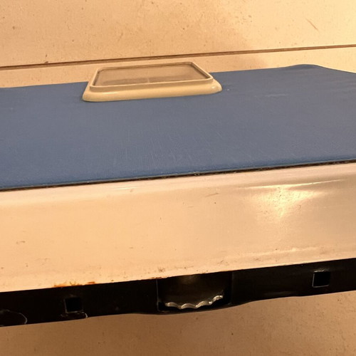 EKS Sweden mechanical bathroom scale used, up to 120kg