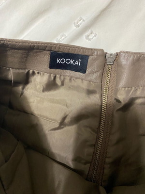 Kookai leather skirt like new, beige brown, size M