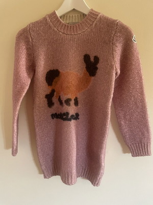 Moncler pink wool sweater with llama design, size 10 years