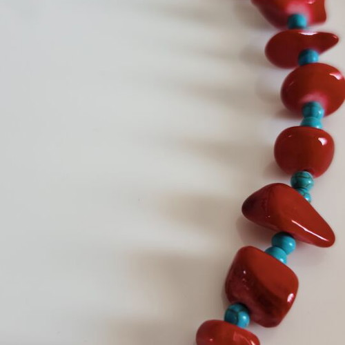 Nephrite and chalcedony necklace