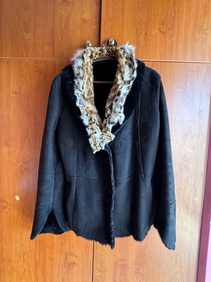 Shearling Original Sheepskin Women's Leather Coat Like New, Black and Grey