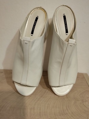 Zara clogs size 40 with thick 6 cm heels new