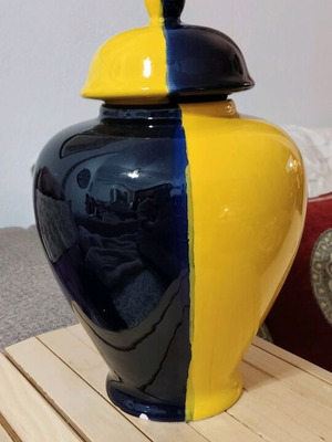 Ginger jar ceramic used, blue and yellow decor, 30 cm