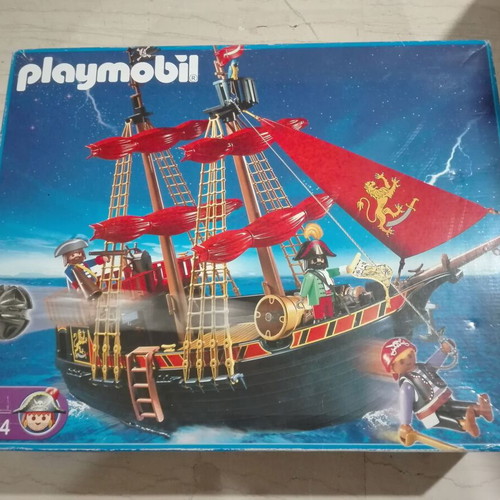 Playmobil pirate flagship used, complete set with box