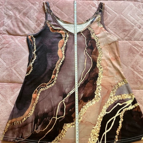 Women's sleeveless top with marble print, summer fashion