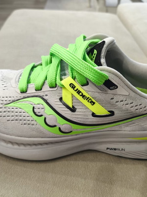 Saucony Ride 16 athletic shoes like new, size 42.5, gray