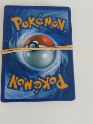 20 simple Pokémon cards